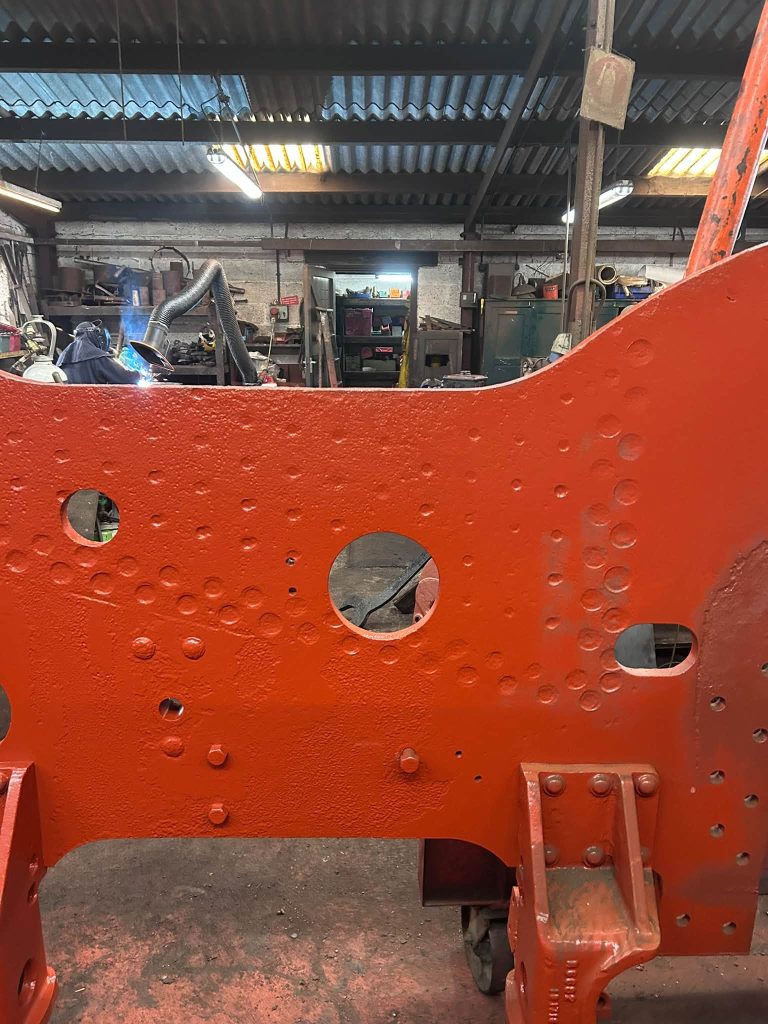 80064 restoration: 80064 Goes Orange!